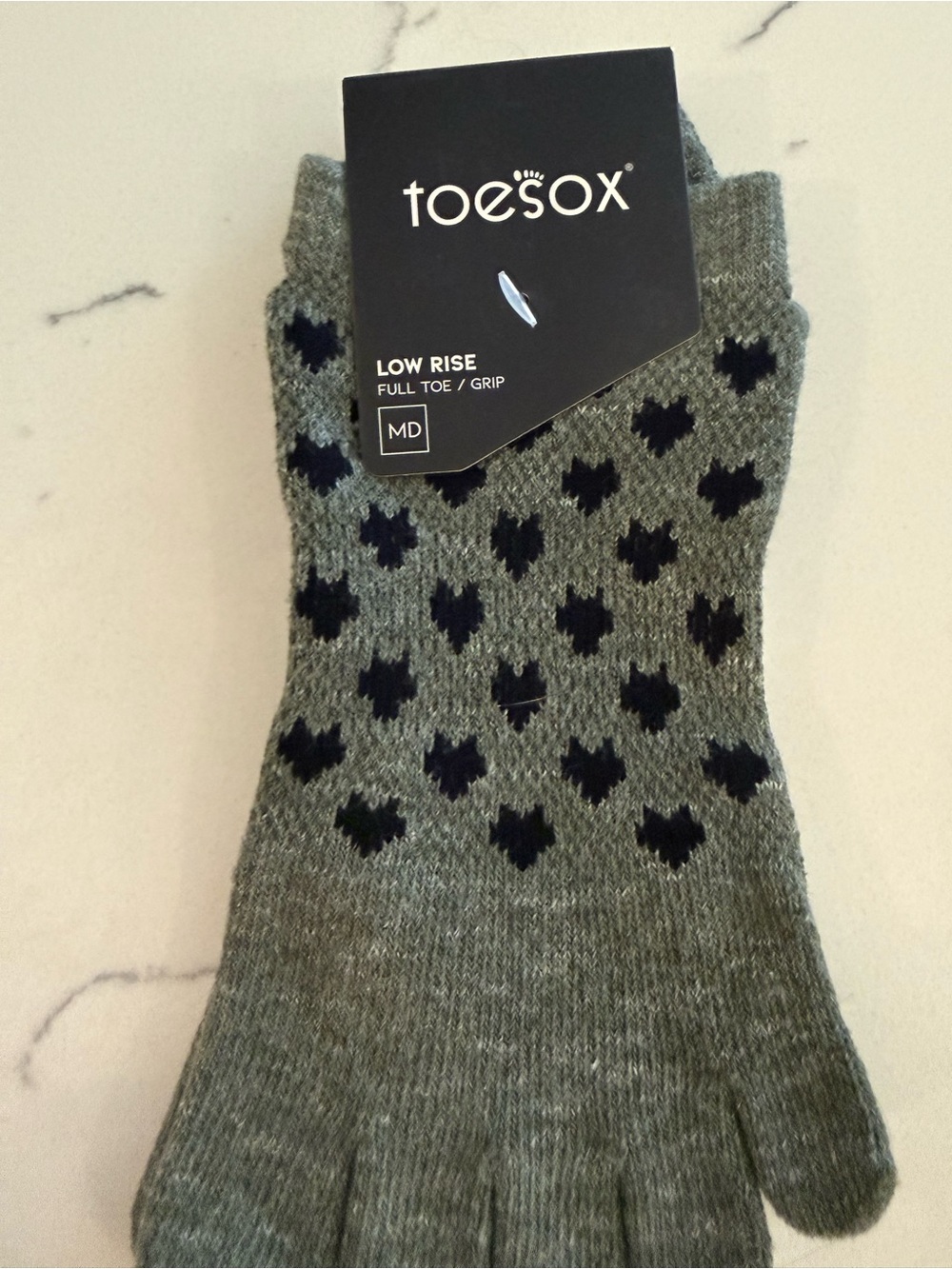 toesox Low-Rise Full-Toe Grip Socks in Grey with Black Heart Pattern